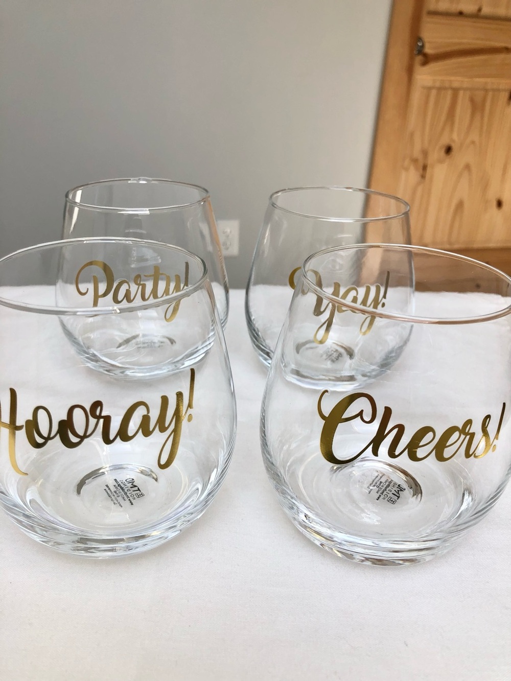 NEW Stemless Set of Four Wine Glasses